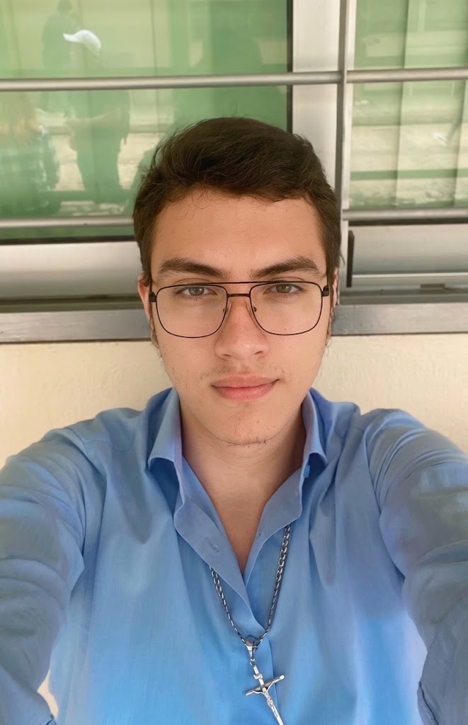 Dimitri Jesús Flores Hernández, estudiante de Ingeniería Civil